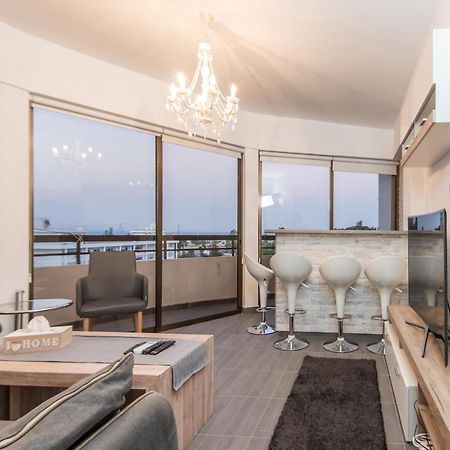 Appartement Sea View Flat 301 à Larnaca Extérieur photo