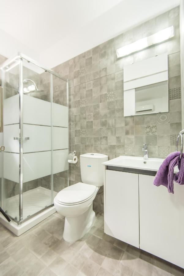 Appartement Sea View Flat 301 à Larnaca Extérieur photo